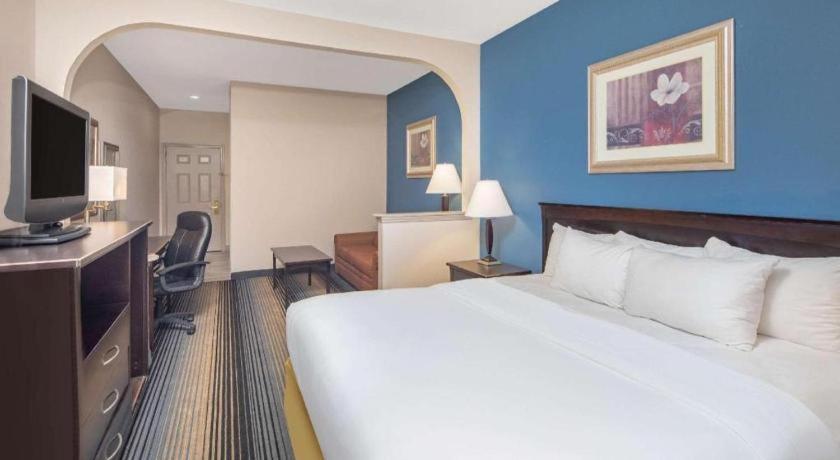 Hotel Baymont By Wyndham Laurel Extérieur photo