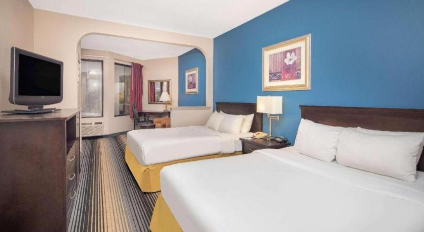 Hotel Baymont By Wyndham Laurel Extérieur photo