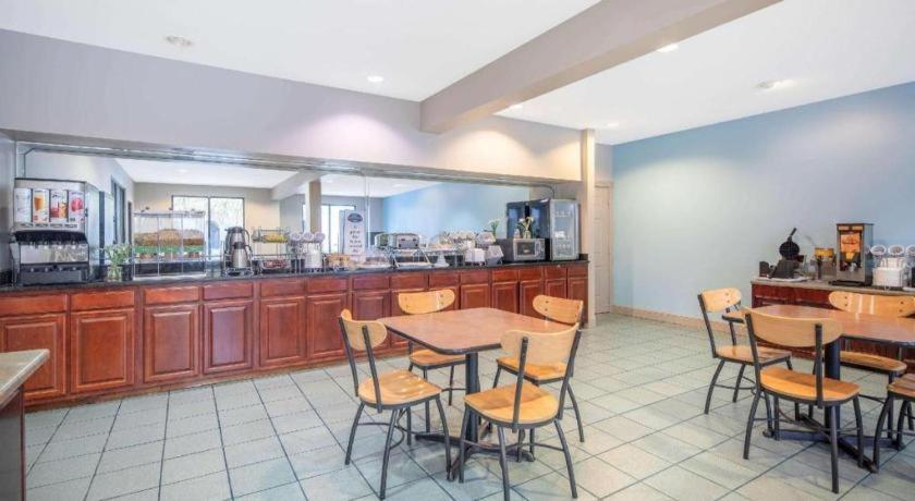 Hotel Baymont By Wyndham Laurel Extérieur photo