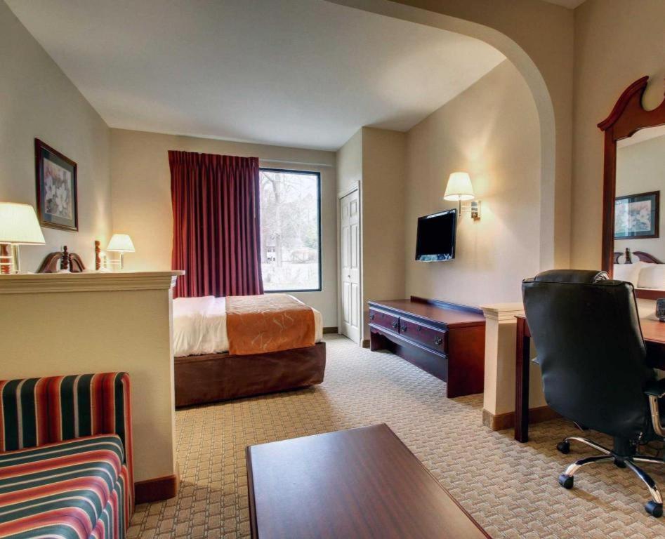 Hotel Baymont By Wyndham Laurel Extérieur photo