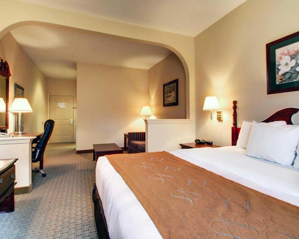 Hotel Baymont By Wyndham Laurel Extérieur photo