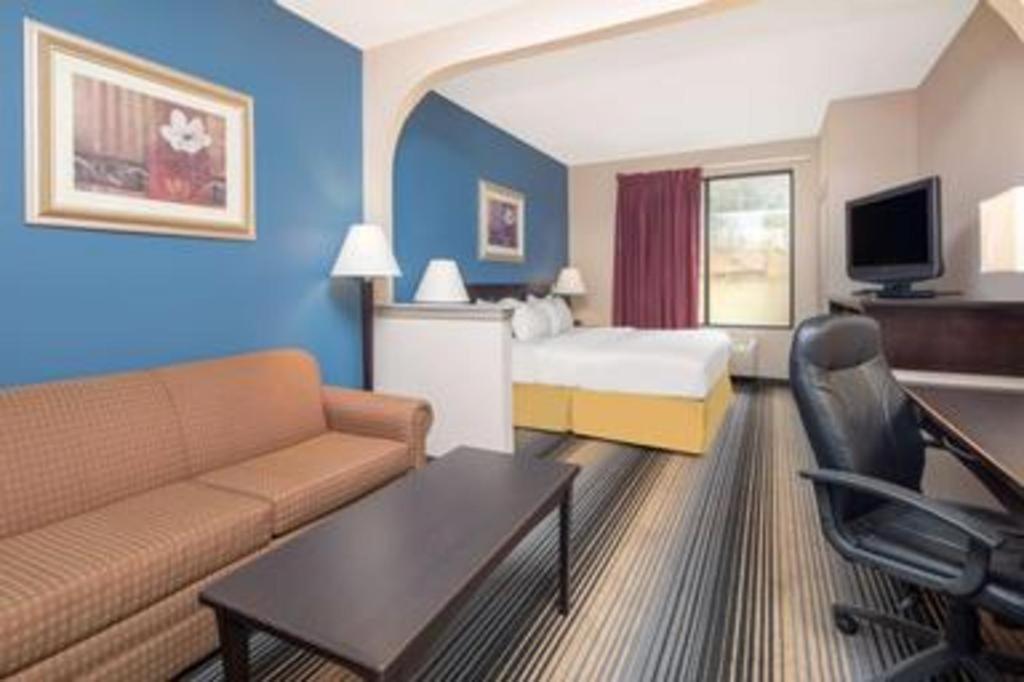 Hotel Baymont By Wyndham Laurel Extérieur photo